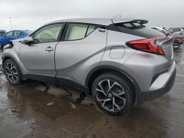 JTNKHMBX3K1014048 - 2019 TOYOTA C-HR XLE SILVER photo 2