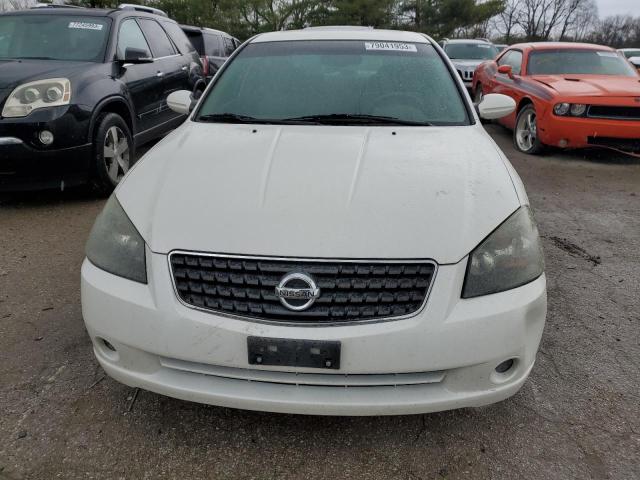 1N4AL11D05C217319 - 2005 NISSAN ALTIMA S WHITE photo 5