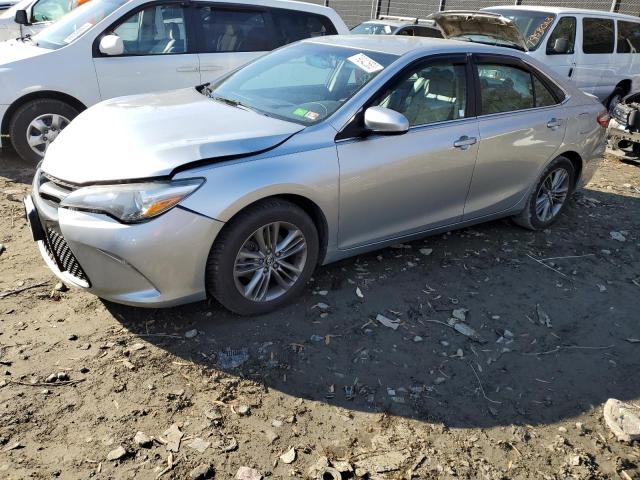 4T1BF1FK8FU494515 - 2015 TOYOTA CAMRY LE SILVER photo 1
