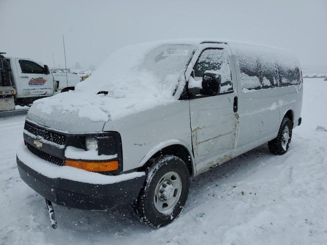 1GAWGPFGXF1280007 - 2015 CHEVROLET EXPRESS G2 LS WHITE photo 1