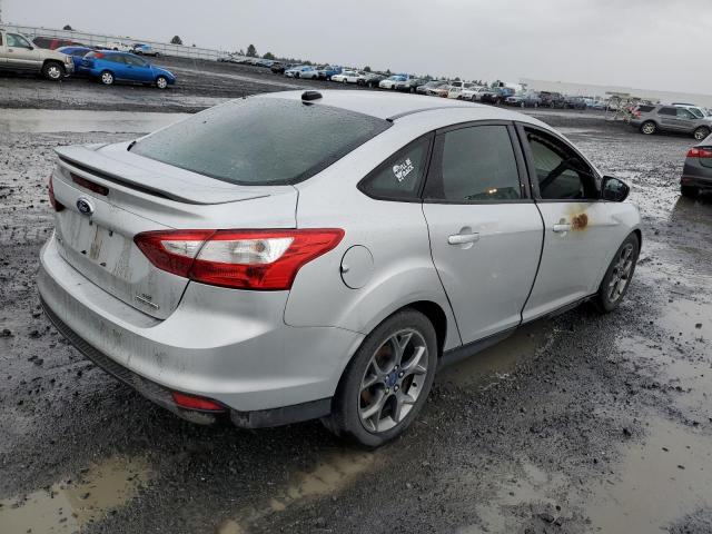 1FADP3F26DL381807 - 2013 FORD FOCUS SE SILVER photo 3