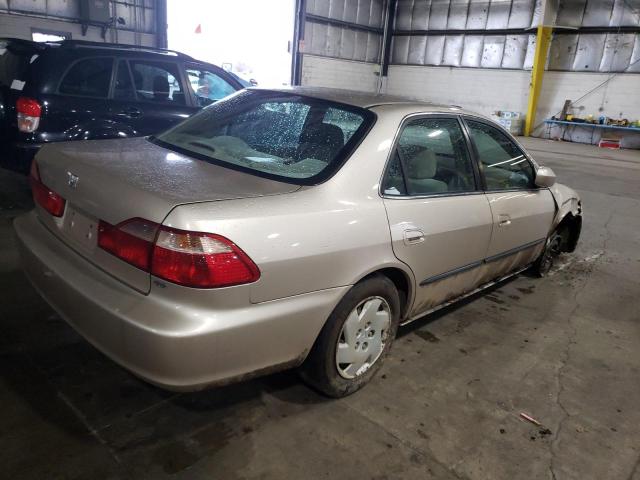 1HGCG1642YA025935 - 2000 HONDA ACCORD LX BEIGE photo 3