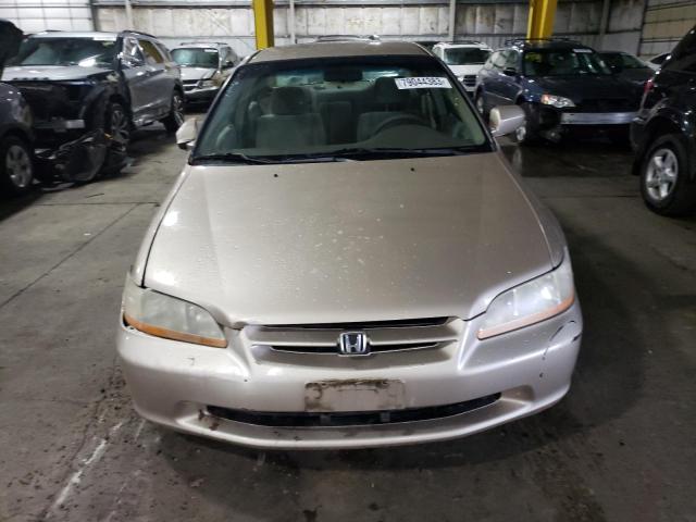 1HGCG1642YA025935 - 2000 HONDA ACCORD LX BEIGE photo 5