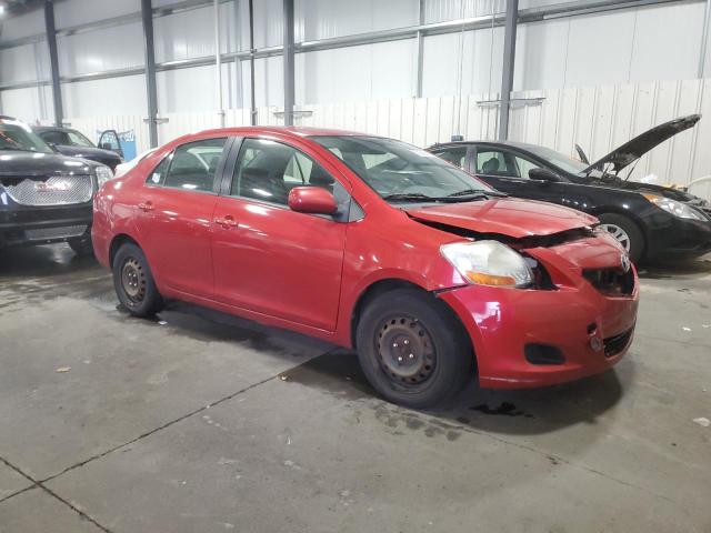 JTDBT903794049412 - 2009 TOYOTA YARIS RED photo 4