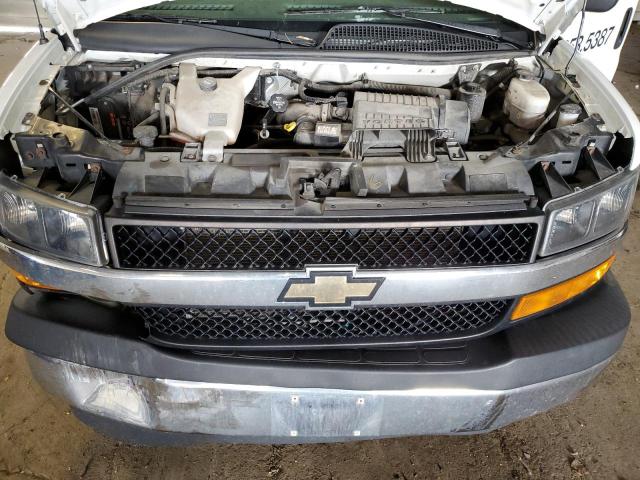 1GCWGAFG5K1289485 - 2019 CHEVROLET EXPRESS G2 WHITE photo 12