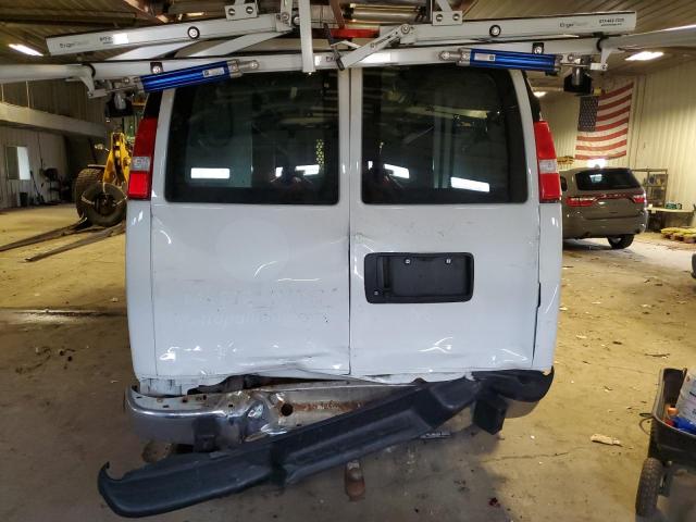 1GCWGAFG5K1289485 - 2019 CHEVROLET EXPRESS G2 WHITE photo 6