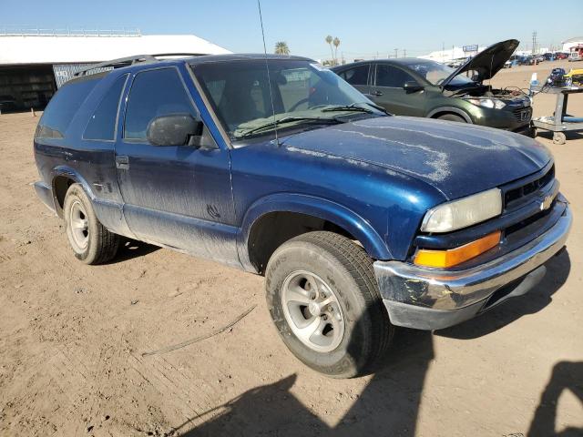 1GNCS18W81K126092 - 2001 CHEVROLET BLAZER BLUE photo 4