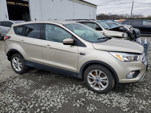 1FMCU0GD3HUF01250 - 2017 FORD ESCAPE SE BEIGE photo 4