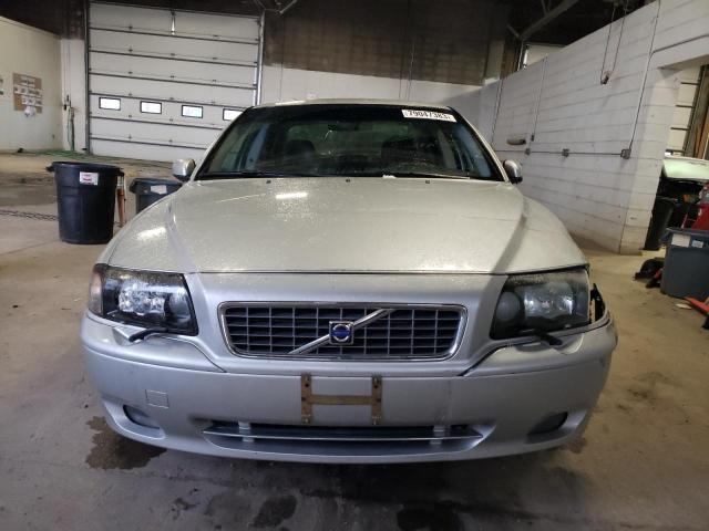 YV1TH592051412504 - 2005 VOLVO S80 2.5T SILVER photo 5