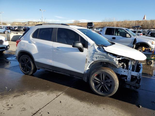 3GNCJPSB2LL225326 - 2020 CHEVROLET TRAX 1LT WHITE photo 4