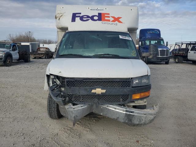 1HA3GTC77MN000634 - 2021 CHEVROLET EXPRESS G3 WHITE photo 5