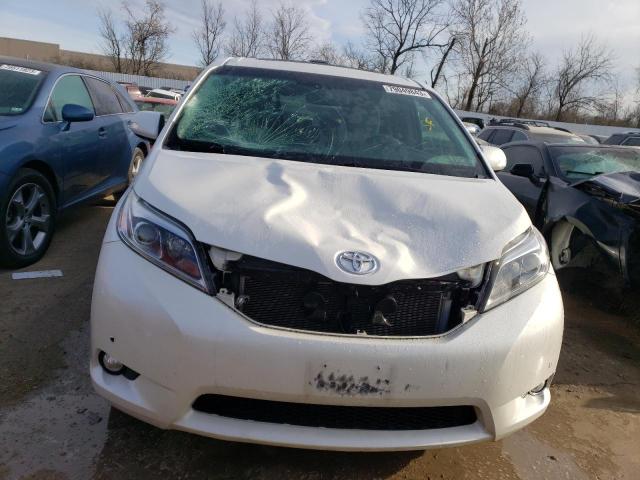 5TDYK3DC3FS668061 - 2015 TOYOTA SIENNA XLE WHITE photo 5