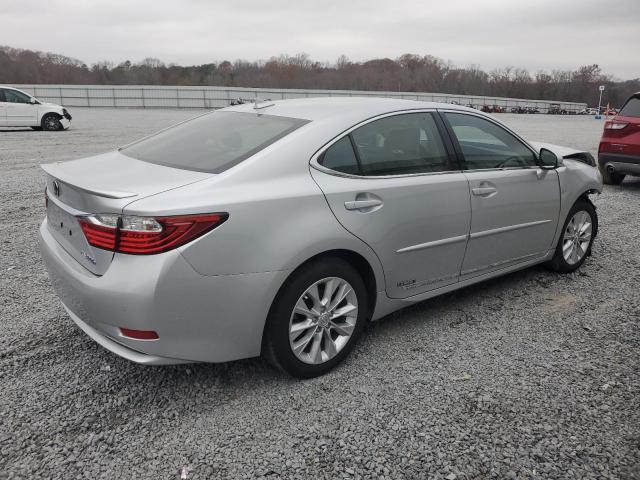 JTHBW1GG4D2015755 - 2013 LEXUS ES 300H SILVER photo 3