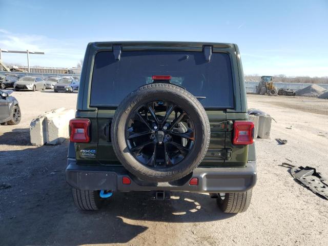 1C4JJXP68NW153203 - 2022 JEEP WRANGLER U SAHARA 4XE GREEN photo 6