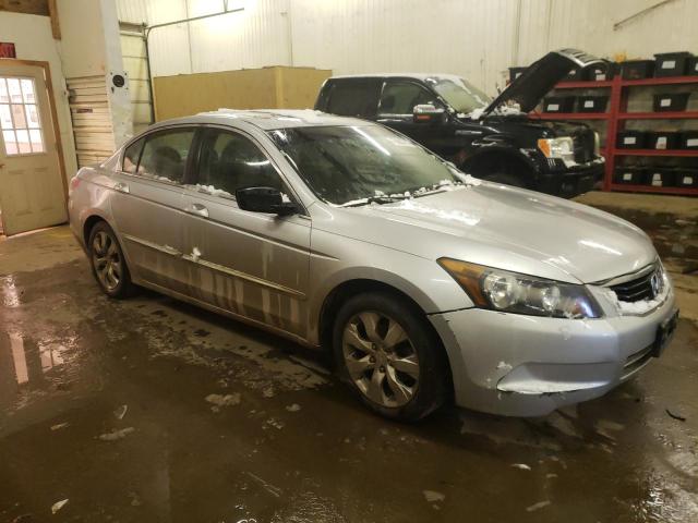 1HGCP2F76AA156940 - 2010 HONDA ACCORD EX SILVER photo 4