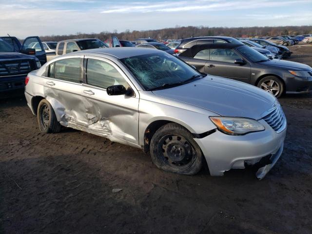 1C3BC4FB4BN569847 - 2011 CHRYSLER 200 LX SILVER photo 4