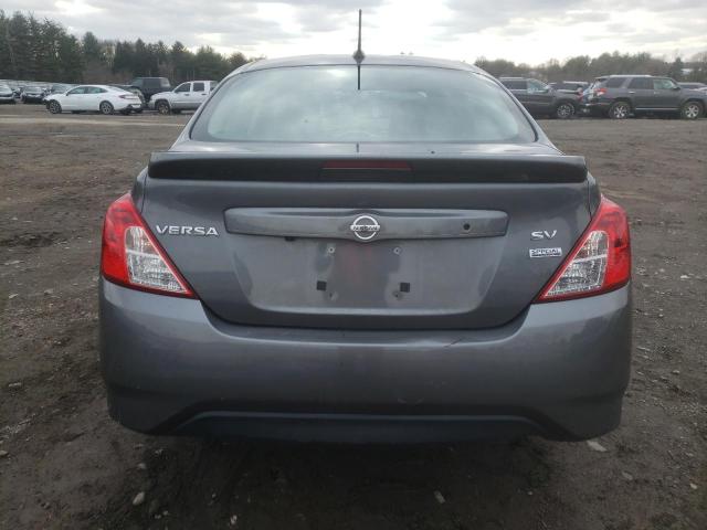 3N1CN7AP1KL818929 - 2019 NISSAN VERSA S GRAY photo 6