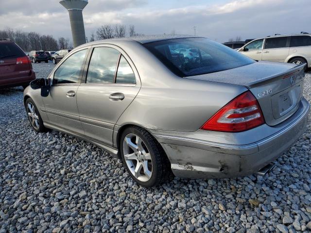 WDBRF52H97E023522 - 2007 MERCEDES-BENZ C 230 SILVER photo 2