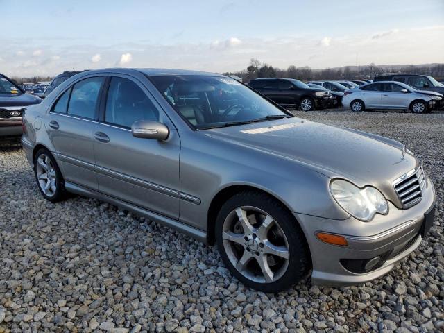 WDBRF52H97E023522 - 2007 MERCEDES-BENZ C 230 SILVER photo 4