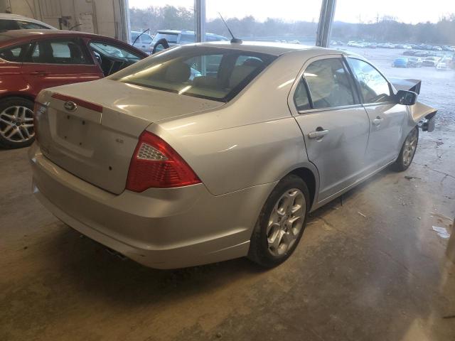 3FAHP0HA4BR182614 - 2011 FORD FUSION SE SILVER photo 3