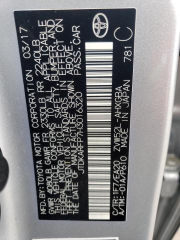 JTDKARFP7H3016320 - 2017 TOYOTA PRIUS PRIM 银色 照片 12