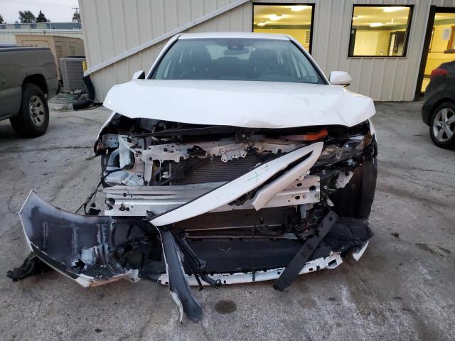 4T1G11BK5PU107270 - 2023 TOYOTA CAMRY SE NIGHT SHADE WHITE photo 5