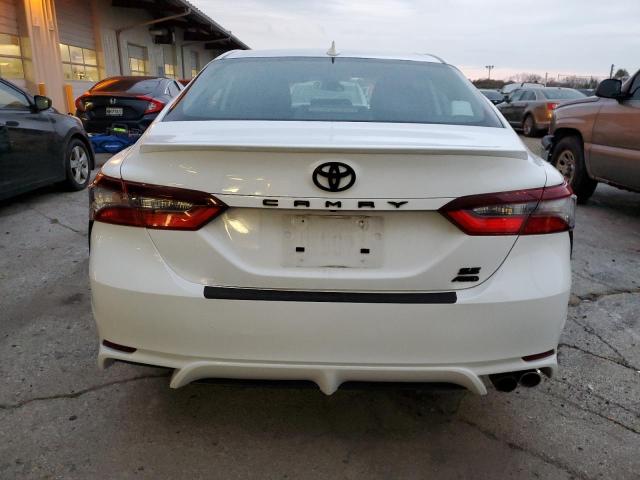 4T1G11BK5PU107270 - 2023 TOYOTA CAMRY SE NIGHT SHADE WHITE photo 6