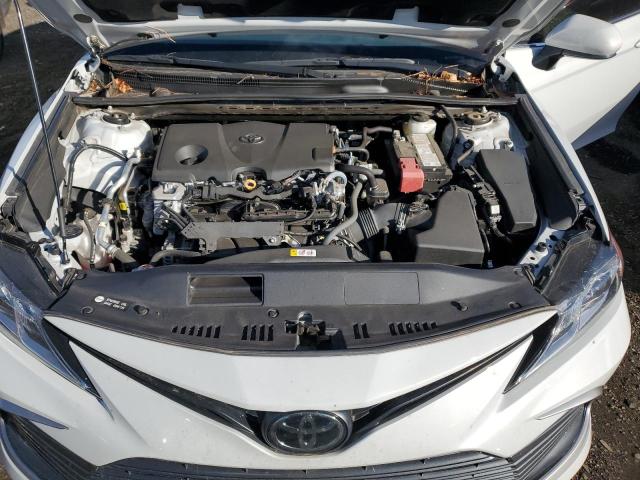 4T1C11AK7NU038868 - 2022 TOYOTA CAMRY LE WHITE photo 11