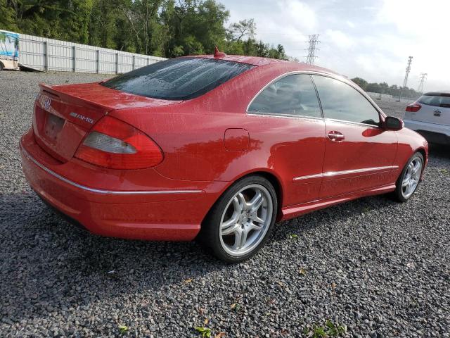 WDBTJ72H58F243154 - 2008 MERCEDES-BENZ CLK 550 RED photo 3