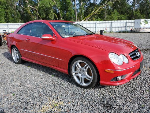 WDBTJ72H58F243154 - 2008 MERCEDES-BENZ CLK 550 RED photo 4