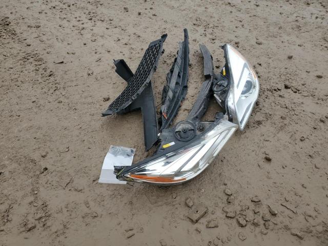 2G4GU5GX1H9179990 - 2017 BUICK REGAL GS Ақ фото 12