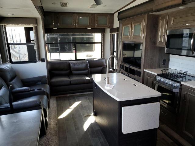 4YDF38528KA740951 - 2019 KEYSTONE MONTANA TAN photo 7