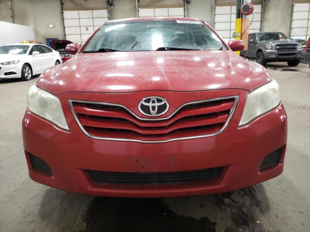 4T1BF3EK8BU177566 - 2011 TOYOTA CAMRY BASE RED photo 5