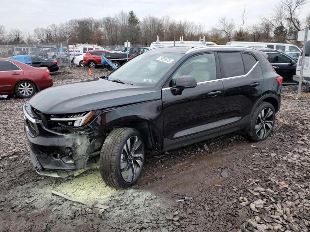 YV4L12UN8P2079618 - 2023 VOLVO XC40 PLUS BLACK photo 1