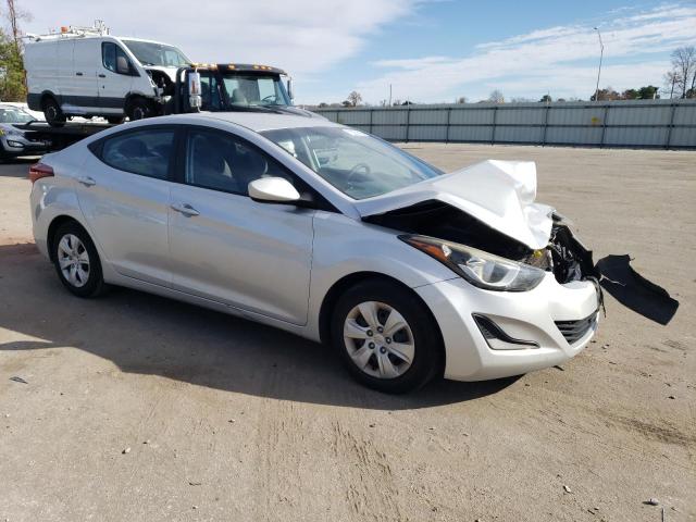 5NPDH4AEXGH695452 - 2016 HYUNDAI ELANTRA SE SILVER photo 4