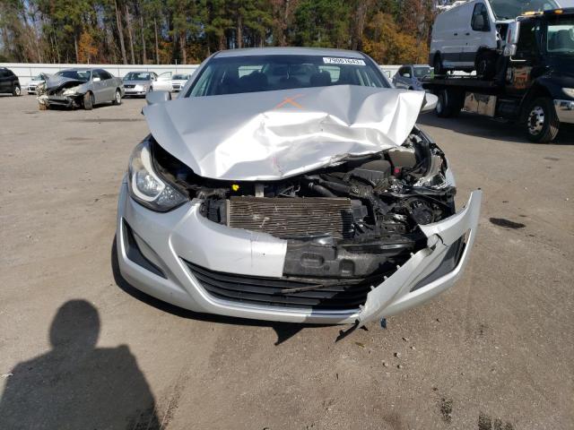 5NPDH4AEXGH695452 - 2016 HYUNDAI ELANTRA SE SILVER photo 5