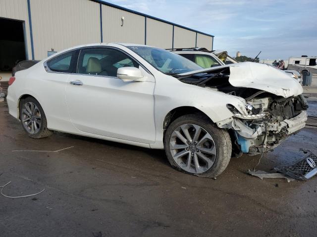 1HGCT2B89FA002112 - 2015 HONDA ACCORD EXL WHITE photo 4