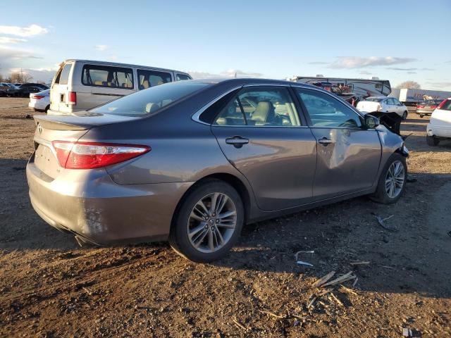 4T1BF1FKXHU370104 - 2017 TOYOTA CAMRY LE SILVER photo 3