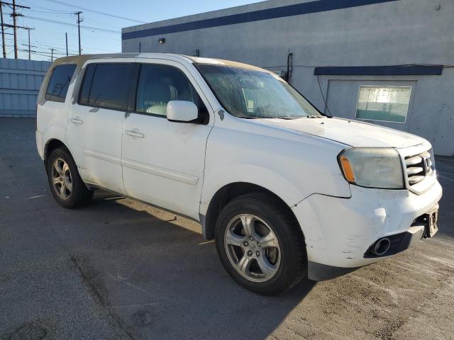 5FNYF3H51EB014646 - 2014 HONDA PILOT EXL WHITE photo 4