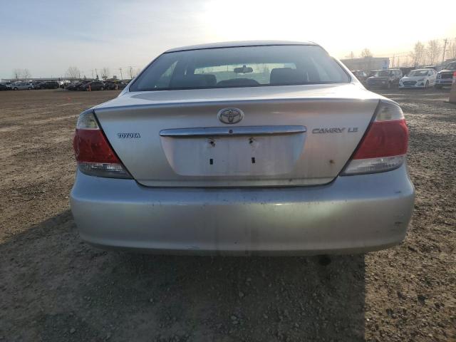 4T1BE32KX5U549534 - 2005 TOYOTA CAMRY LE WHITE photo 6