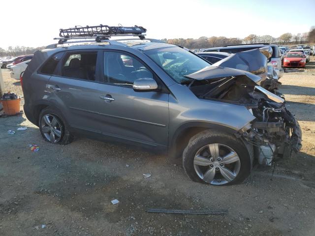 5XYKU4A28DG364395 - 2013 KIA SORENTO EX GRAY photo 4