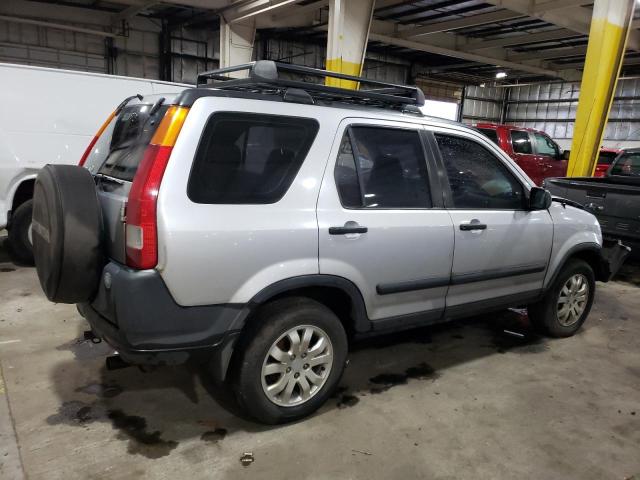 JHLRD77482C016092 - 2002 HONDA CR-V LX SILVER photo 3