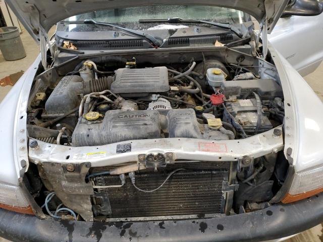 1B7HG38N62S657599 - 2002 DODGE DAKOTA QUAD SPORT SILVER photo 11