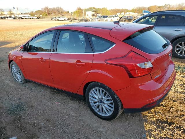 1FAHP3M23CL239448 - 2012 FORD FOCUS SEL RED photo 2