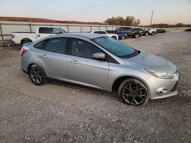 1FADP3F26DL247668 - 2013 FORD FOCUS SE SILVER photo 4