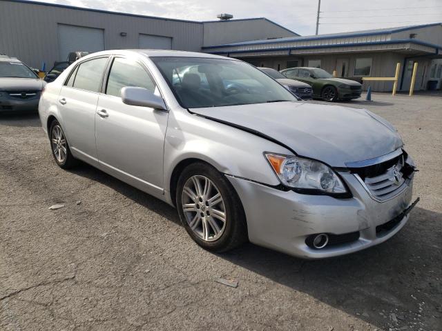 4T1BK36B28U269839 - 2008 TOYOTA AVALON XL SILVER photo 4