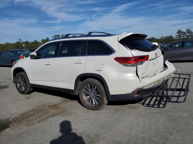 5TDKZRFH4KS563181 - 2019 TOYOTA HIGHLANDER SE WHITE photo 2