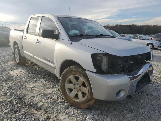 1N6BA07A95N534934 - 2005 NISSAN TITAN XE SILVER photo 4