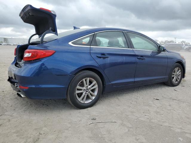 5NPE24AF4HH491035 - 2017 HYUNDAI SONATA SE BLUE photo 3