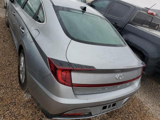 5NPEG4JA7MH128910 - 2021 HYUNDAI SONATA SE SILVER photo 6